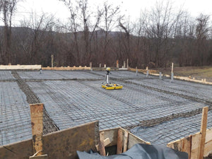 Montage de la grille pour couler la dalle du projet de pension agrotouristique thumbnail