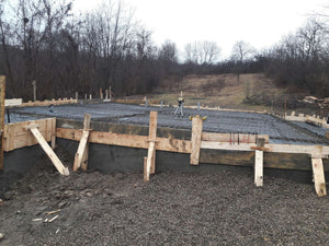 Montage de la grille pour couler la dalle du projet de pension agrotouristique thumbnail