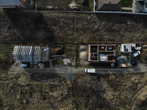 Montage de la structure métallique de la maison et revêtement extérieur en OSB de 15 mm thumbnail