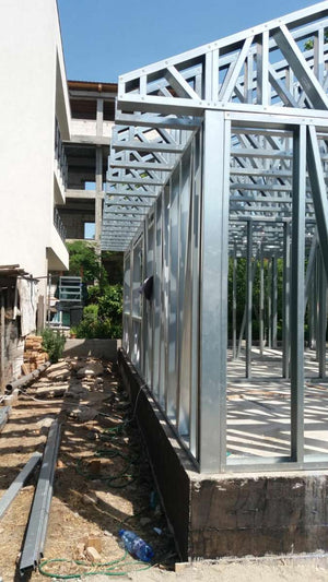 Montage d'une maison sur structure métallique à Craiova thumbnail
