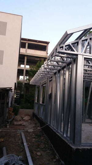 Montage d'une maison sur structure métallique à Craiova thumbnail