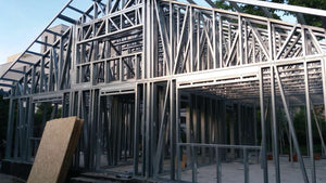 Montage d'une maison sur structure métallique à Craiova thumbnail