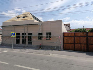 Revêtement extérieur en fibrociment pour un projet de maison de 191 mètres carrés à Sibiu thumbnail