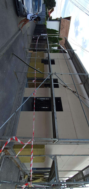 Revêtement extérieur en fibrociment pour un projet de maison de 191 mètres carrés à Sibiu thumbnail