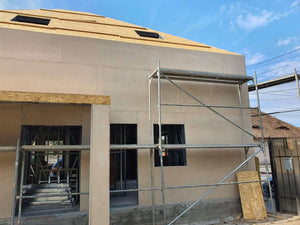 Revêtement extérieur en fibrociment pour un projet de maison de 191 mètres carrés à Sibiu thumbnail