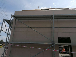Revêtement extérieur en fibrociment pour un projet de maison de 191 mètres carrés à Sibiu thumbnail
