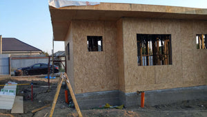 Revêtement extérieur en OSB pour un projet clé en main de 72 mètres carrés thumbnail