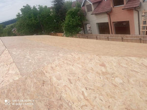 Revêtement des fermes du toit avec OSB de 20 mm pour une maison métallique de plain-pied à Ilfov thumbnail