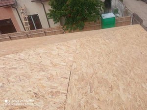 Revêtement des fermes du toit avec OSB de 20 mm pour une maison métallique de plain-pied à Ilfov thumbnail