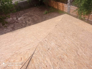 Revêtement des fermes du toit avec OSB de 20 mm pour une maison métallique de plain-pied à Ilfov thumbnail