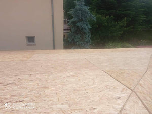 Revêtement des fermes du toit avec OSB de 20 mm pour une maison métallique de plain-pied à Ilfov thumbnail