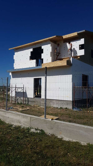 Projet de système d'isolation thermique pour une maison en structure métallique à Domnesti thumbnail
