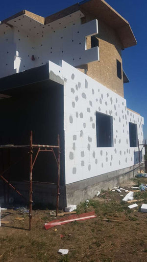 Projet de système d'isolation thermique pour une maison en structure métallique à Domnesti thumbnail
