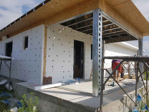 Revêtement en polystyrène expansé de 100 mm pour un modèle de maison métallique de 174 mètres carrés thumbnail