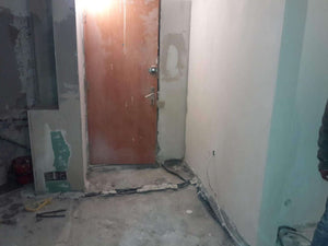 Revêtement intérieur des salles de bains d'un appartement de 120 mètres carrés à Baneasa thumbnail