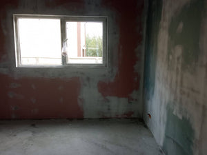Revêtement intérieur en plaques de plâtre résistant au feu et à l'acoustique pour une halle métallique thumbnail