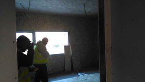 Revêtement intérieur et extérieur en OSB, installation de plaques de plâtre pour un projet de maison de 191 mètres carrés thumbnail