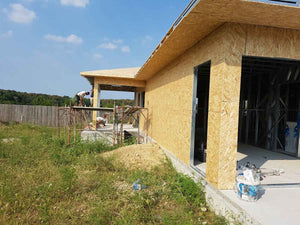 Revêtement extérieur en OSB de 15 mm pour un projet de maison métallique de 174 mètres carrés thumbnail