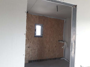 Revêtement des murs intérieurs pour un projet de maison de 190 mètres carrés thumbnail