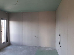 Revêtement des murs intérieurs pour un projet de maison de 190 mètres carrés thumbnail