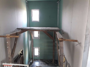 Revêtement des murs intérieurs pour un projet de maison de 190 mètres carrés thumbnail