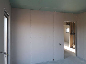 Revêtement des murs intérieurs pour un projet de maison de 190 mètres carrés thumbnail