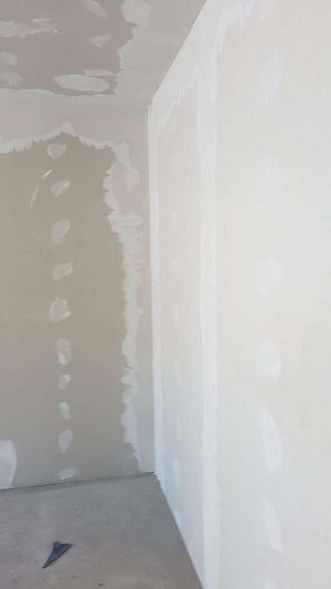 Revêtement des murs intérieurs pour un projet de maison à Craiova thumbnail