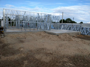 Projet de maison à Braila de 120 mètres carrés, montage de la structure des murs thumbnail