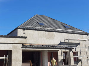 Projet de maison métallique à Sibiu de 191 mètres carrés, application d'enduit de lissage thumbnail