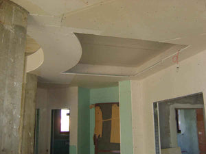 Finitions intérieures comprenant la pose de carrelage, de faïence et de plafonds pour une maison de 140 mètres carrés thumbnail