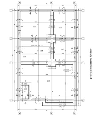 Démoulage du sous-sol de la fondation de la maison sur structure métallique de 420 mètres carrés thumbnail