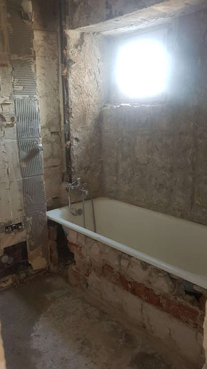 Rénovation intérieure en cours d'un appartement sur la Place Romana thumbnail