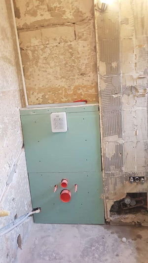 Rénovation intérieure en cours d'un appartement sur la Place Romana thumbnail