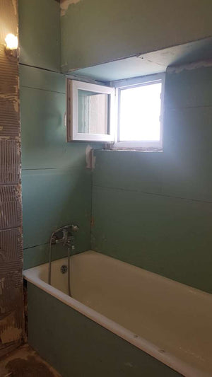 Rénovation intérieure en cours d'un appartement sur la Place Romana thumbnail