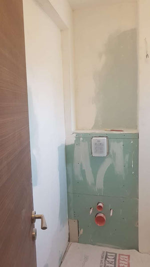 Rénovation intérieure en cours d'un appartement sur la Place Romana thumbnail
