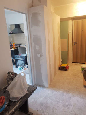 Rénovation intérieure en cours d'un appartement sur la Place Romana thumbnail