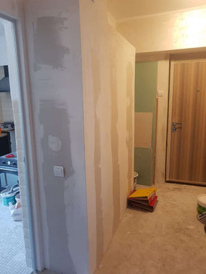 Rénovation intérieure en cours d'un appartement sur la Place Romana thumbnail