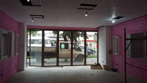 Rénovation d'un espace commercial de type pâtisserie à Bucarest thumbnail
