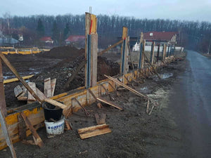 Excavation pour la fondation en béton et en bois GA04 thumbnail