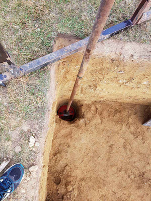 Excavation manuelle des poutres et des paliers pour la fondation d'un restaurant de 620 m² dans le département de Brasov thumbnail