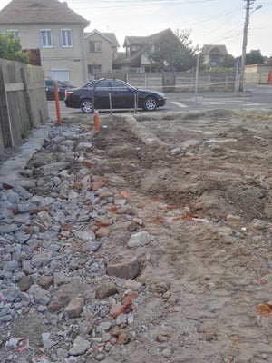 Excavation mécanisée pour la fondation d'une maison métallique Gold de 191 m² à Sibiu thumbnail