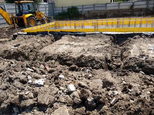 Excavation mécanisée et plantation de paliers pour la fondation du projet de halle de 240 mètres carrés thumbnail