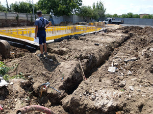 Excavation mécanisée et plantation de paliers pour la fondation du projet de halle de 240 mètres carrés thumbnail