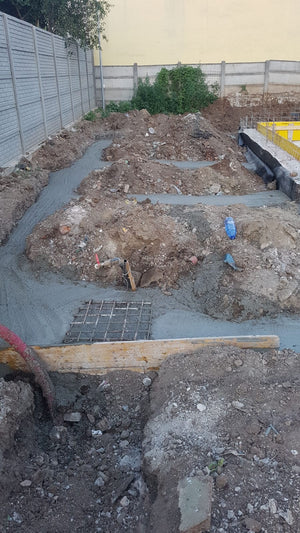 Excavation mécanisée et plantation de paliers pour la fondation du projet de halle de 240 mètres carrés thumbnail