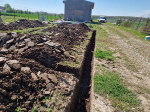 Excavation mécanisée et coulage de la semelle de fondation pour une maison de 130 m2 dans le département d'Ilfov, à Snagov thumbnail