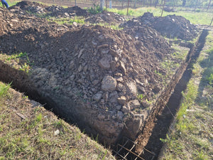 Excavation mécanisée et coulage de la semelle de fondation pour une maison de 130 m2 dans le département d'Ilfov, à Snagov thumbnail