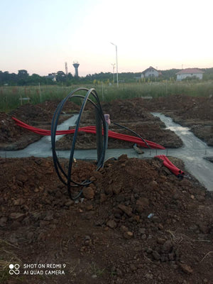 Excavation et coulage de béton pour la fondation d'une maison métallique de plain-pied dans le département d'Ilfov thumbnail