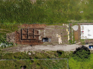 Excavation et coulage de béton pour la fondation d'une maison métallique de plain-pied dans le département d'Ilfov thumbnail