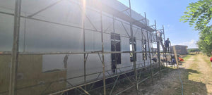 Isolation thermique extérieure à la laine de roche et enduit de finition pour la construction d'une maison de 130 mètres carrés thumbnail