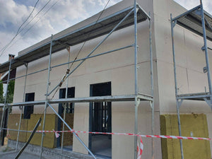 Isolation thermique des façades en cours pour le projet de maison de 191 mètres carrés à Sibiu thumbnail